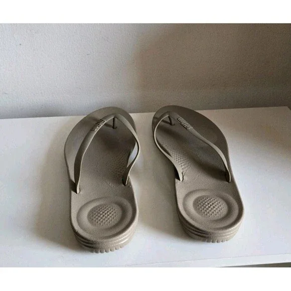 FitFlop Iqushion Mens Timberwolf Beige Ergonomic Rubber Slip On Sandal Size 12 - Picture 4 of 6